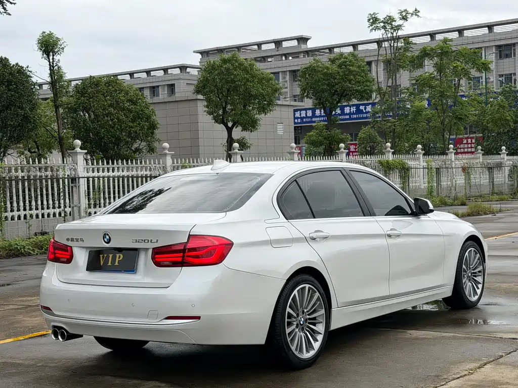 BMW 3 Series 2019