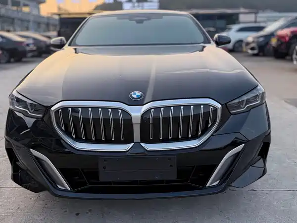 BMW 5 Series 2024