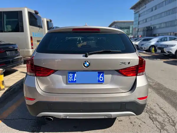 BMW X1 2012
