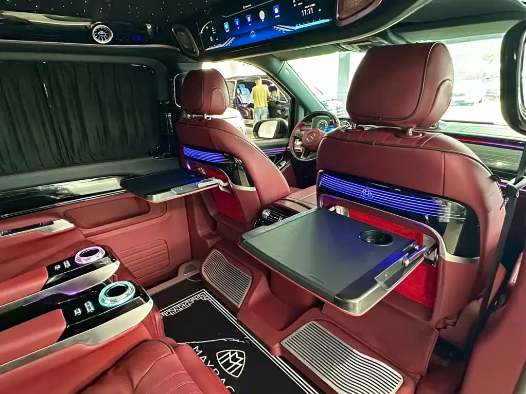 Mercedes-Benz Vito 2023 — фото 12