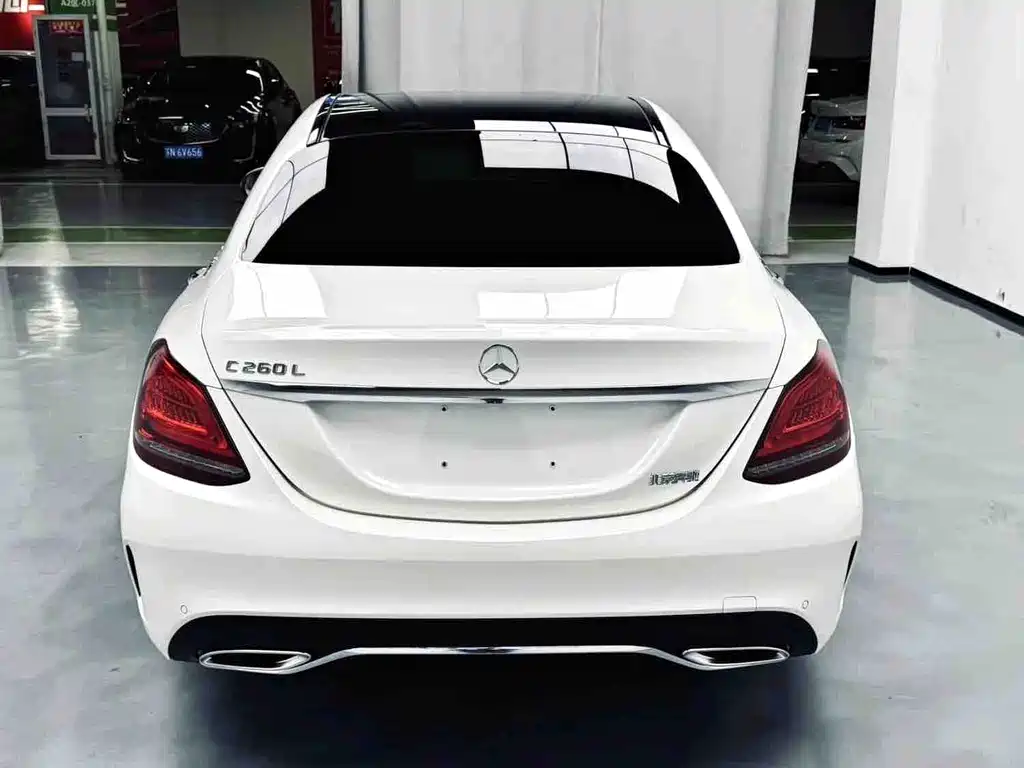 Mercedes-Benz C-Class 2019