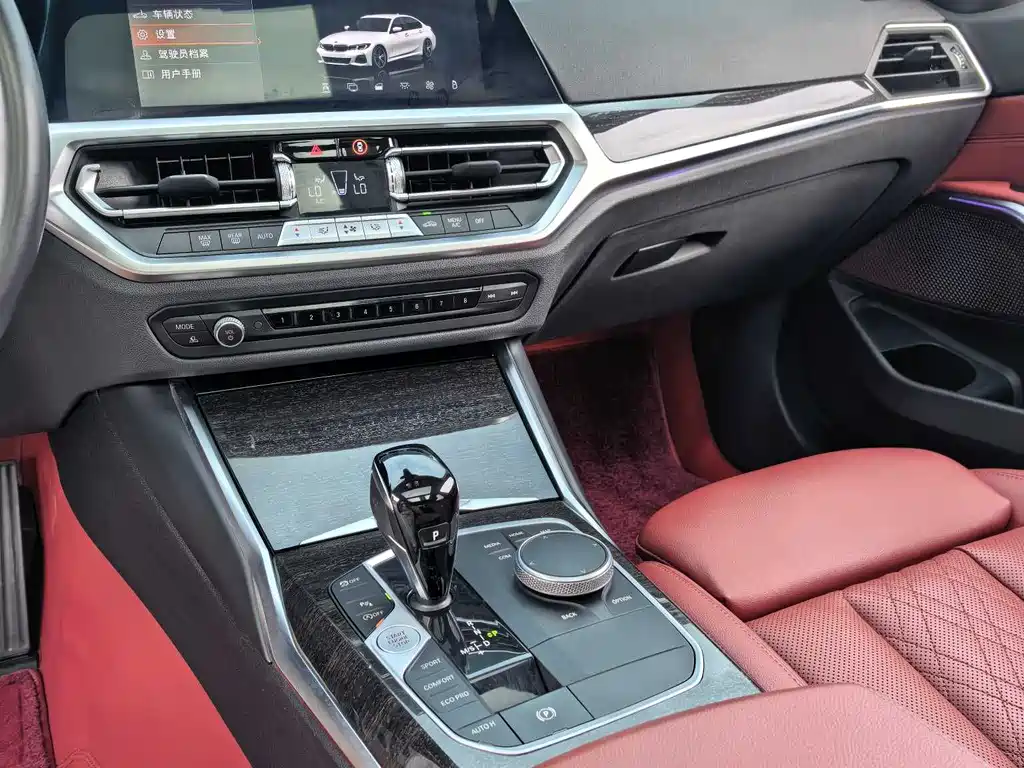 BMW 3 Series 2022 — фото 10