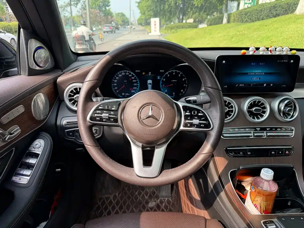 Mercedes-Benz GLC 2021 — фото 13