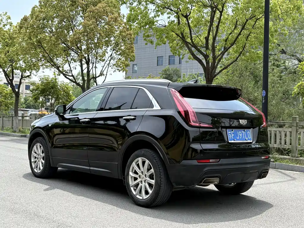 Cadillac XT4 2019 — фото 7