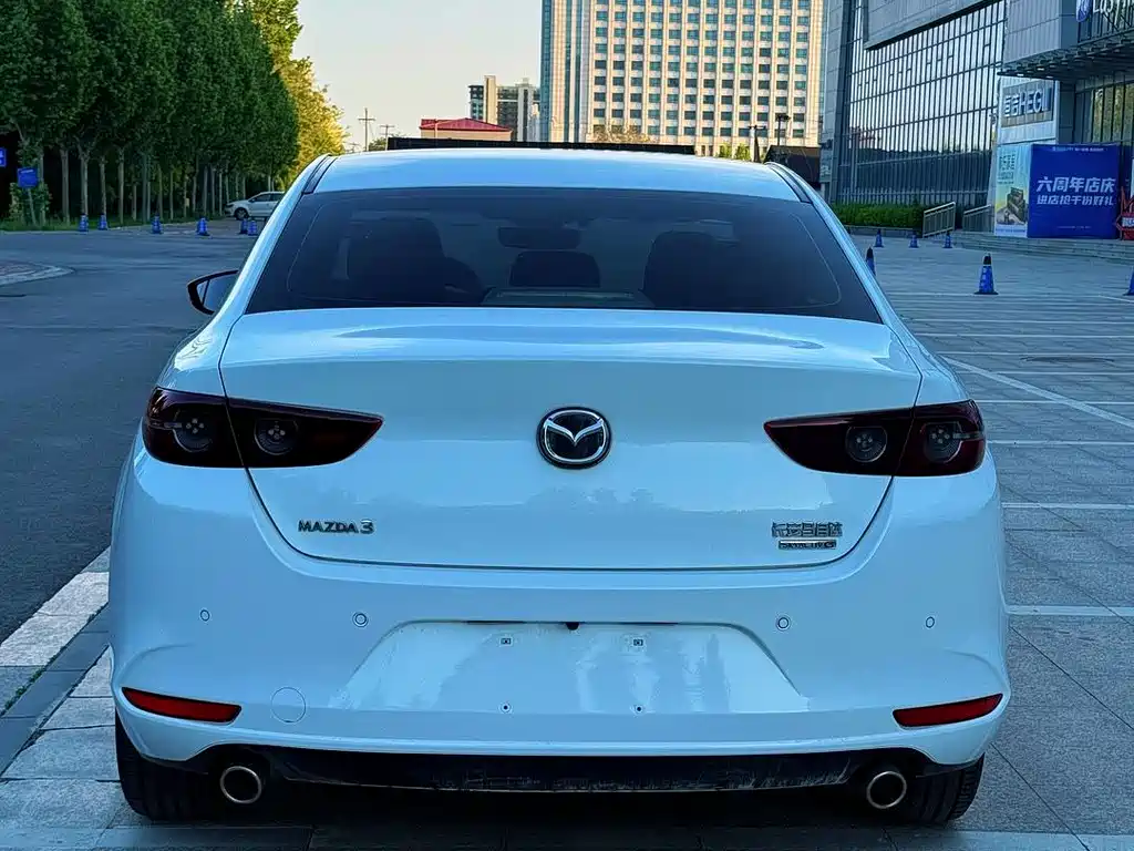 Mazda 3 Angkesela 2020 — фото 10