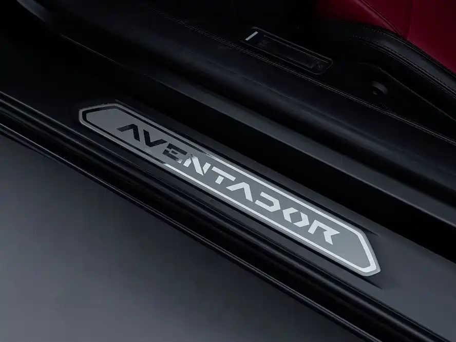 Lamborghini Aventador 2016 — фото 25