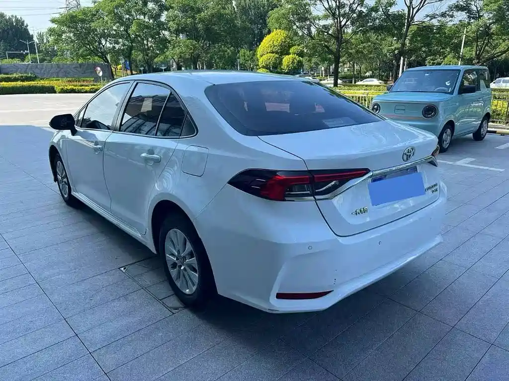 Toyota Corolla 2020 — фото 8