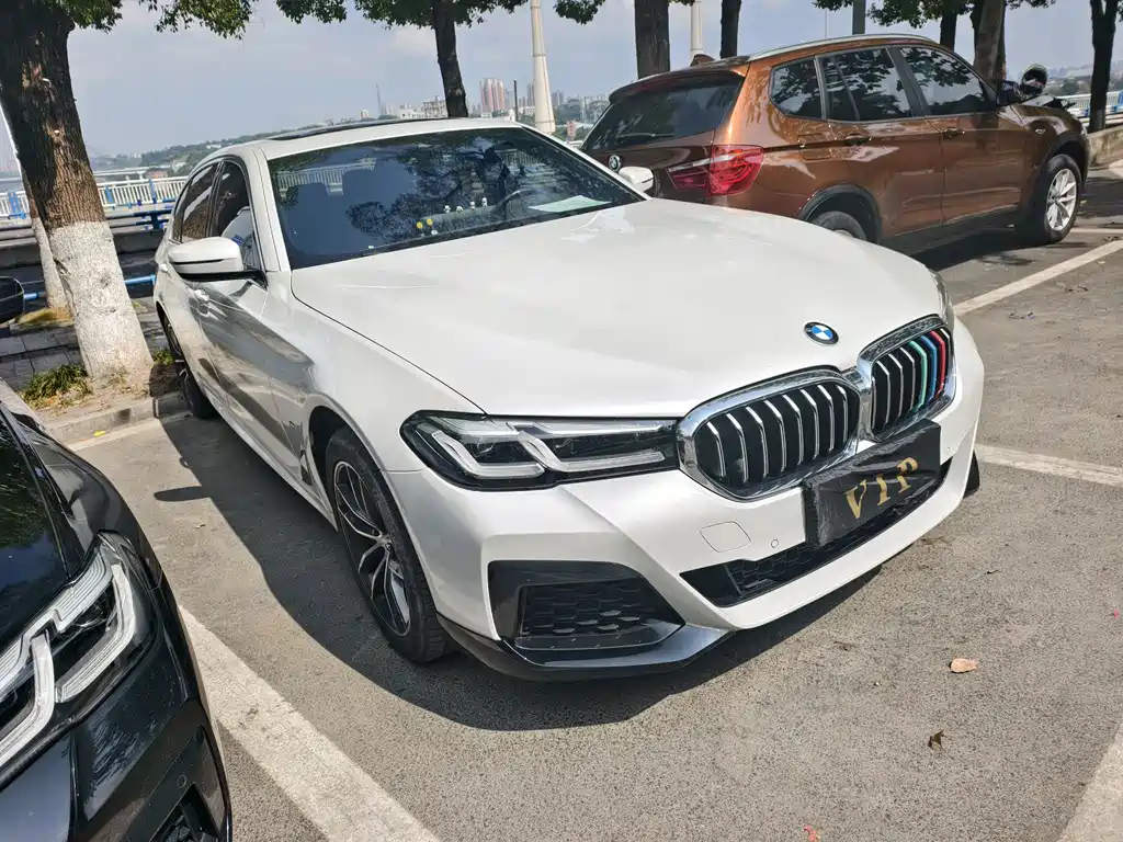BMW 5 Series 2023