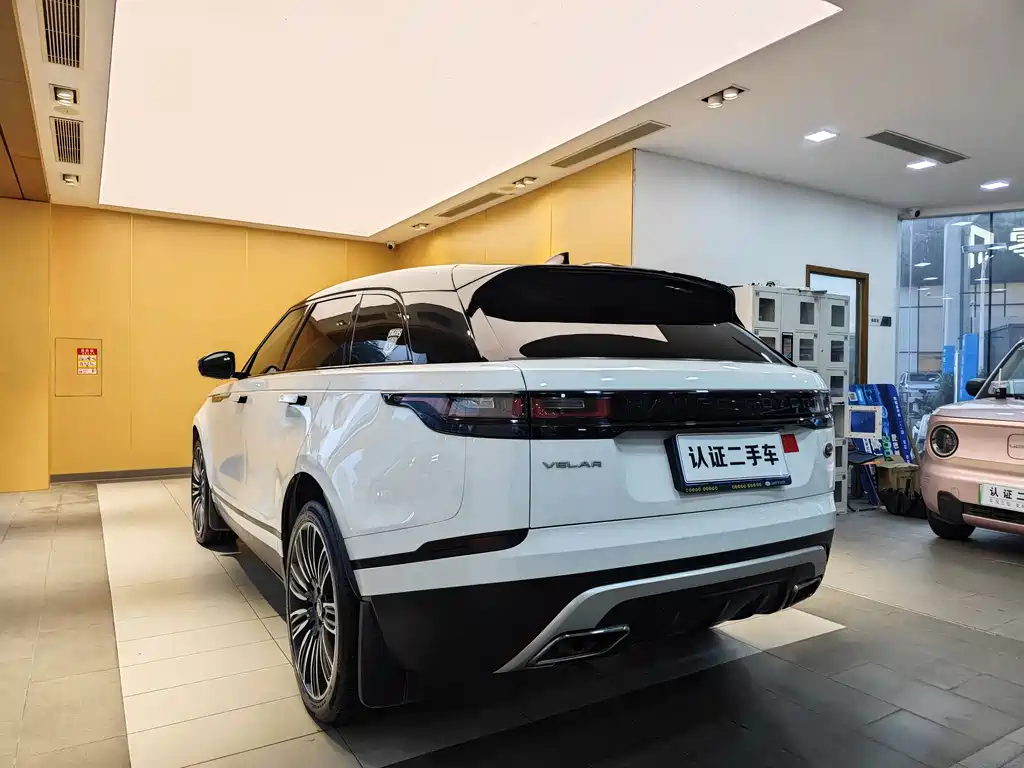 Land Rover Velar 2018 — фото 28