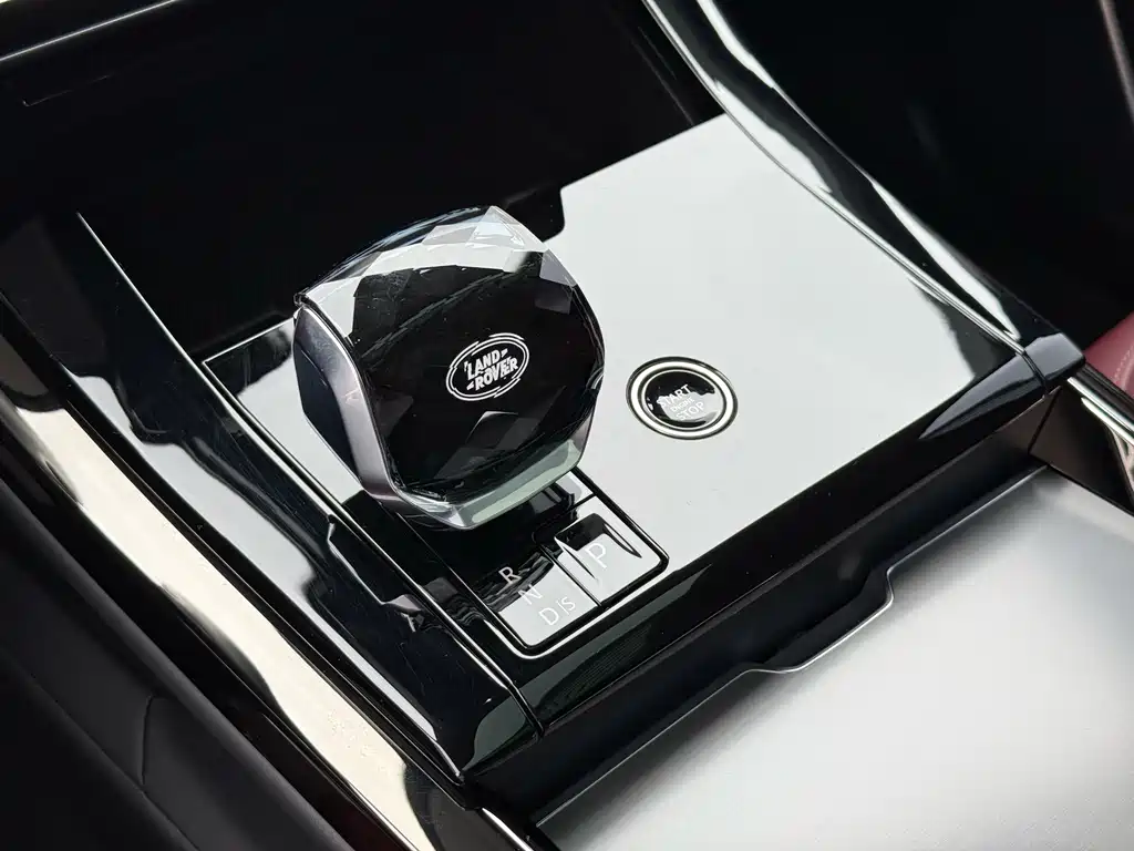 Land Rover Sport 2025 — фото 10