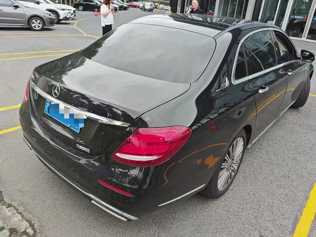 Mercedes-Benz E-Class 2020