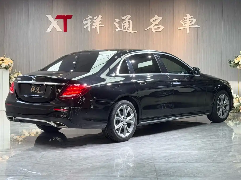 Mercedes-Benz E-Class 2020 — фото 21