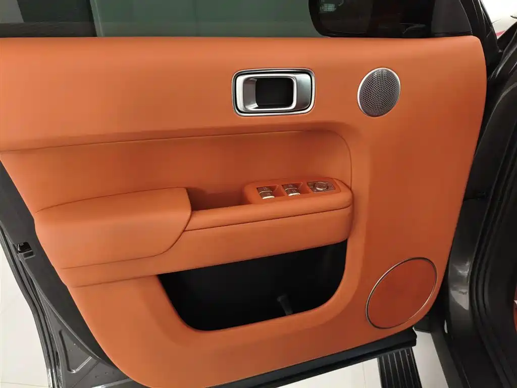 Li Auto Li L8 2024 — фото 7