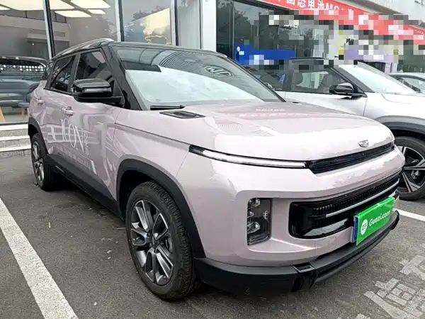 Geely ICON 2025
