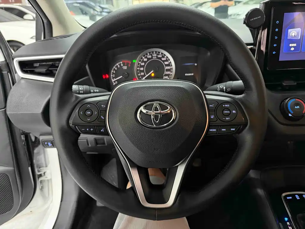 Toyota Corolla 2022 — фото 12