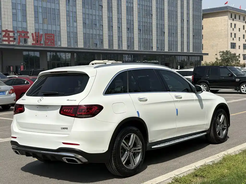 Mercedes-Benz GLC 2020 — фото 12