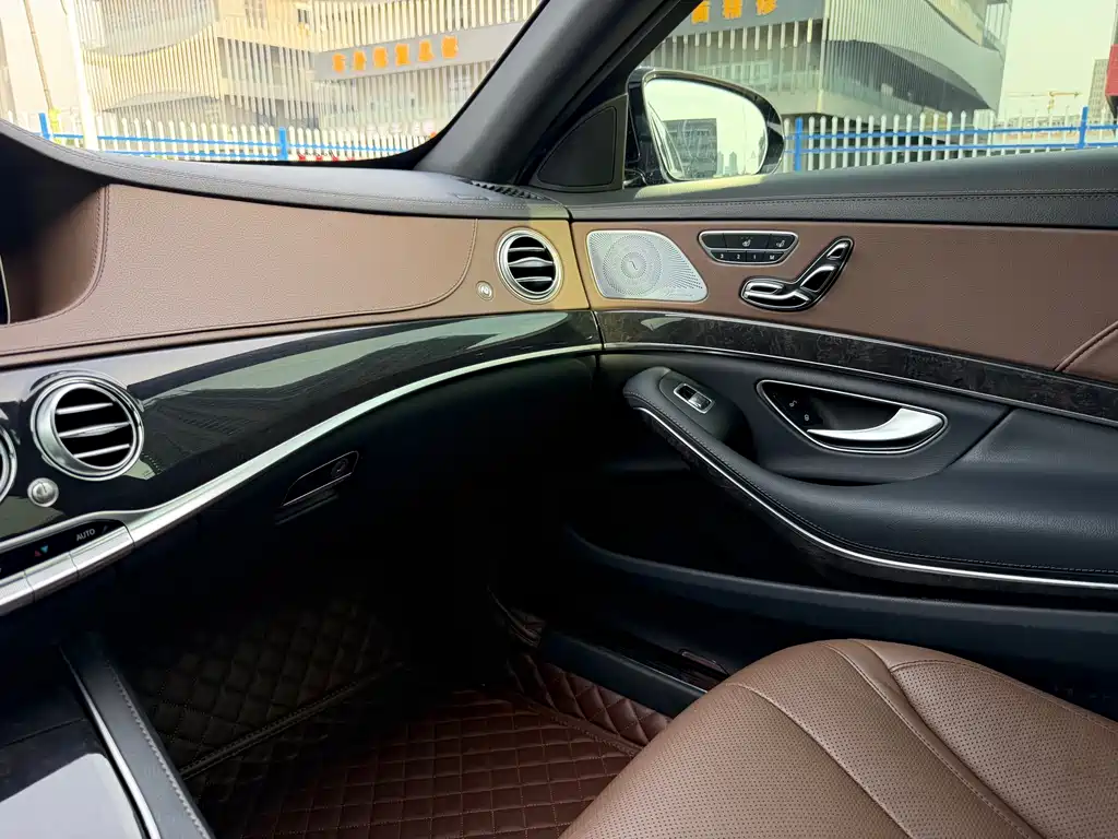 Mercedes-Benz S-Class 2018 — фото 16