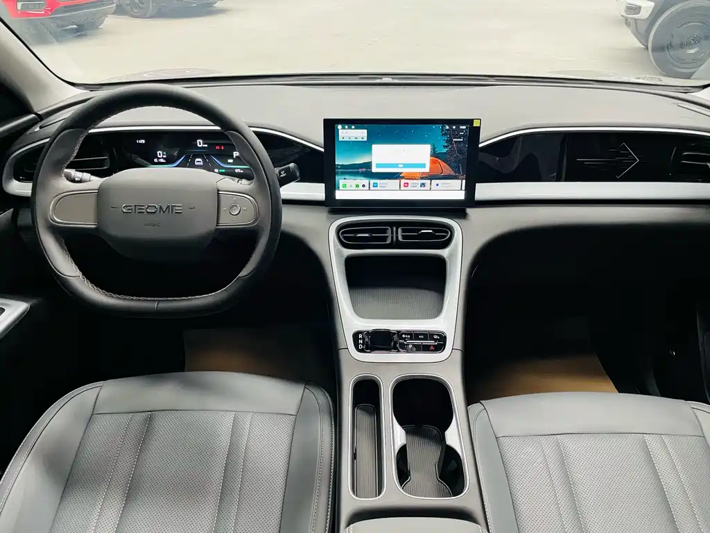 Geely Galaxy Starwish 2026 — фото 25