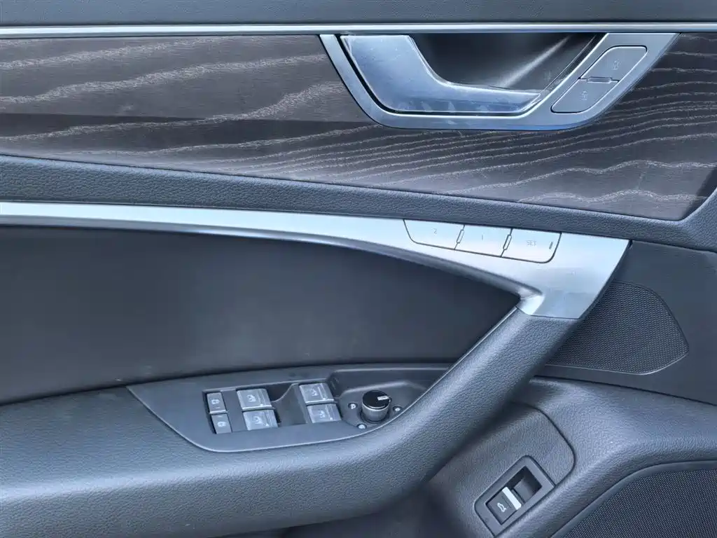 Audi A6L 2024 — фото 18