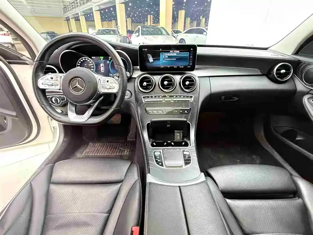 Mercedes-Benz C-Class 2019 — фото 3