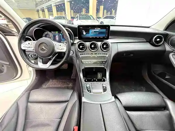Mercedes-Benz C-Class 2019