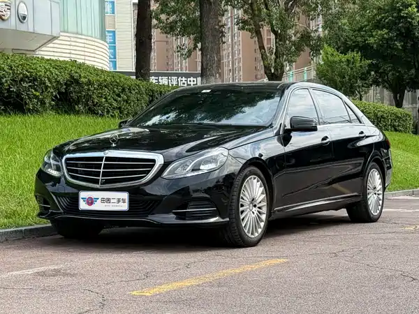 Mercedes-Benz E-Class 2015