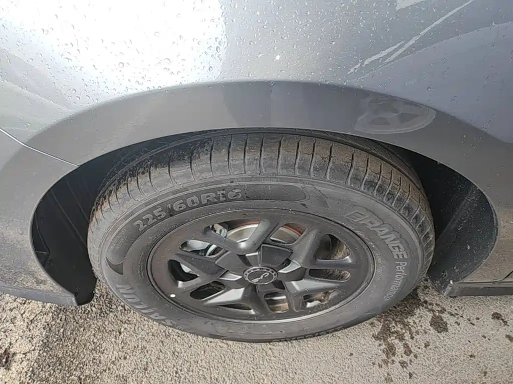 BYD Seal 05 DM-i 2026 — фото 23