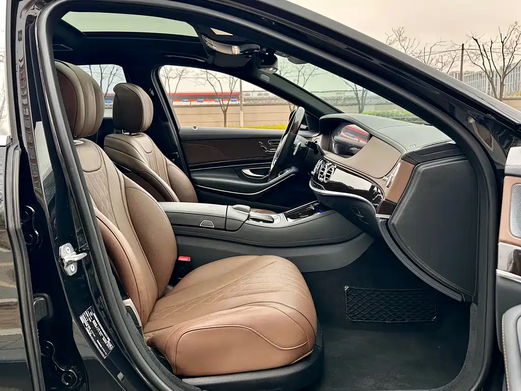 Mercedes-Benz Maybach S-Class 2019 — фото 16