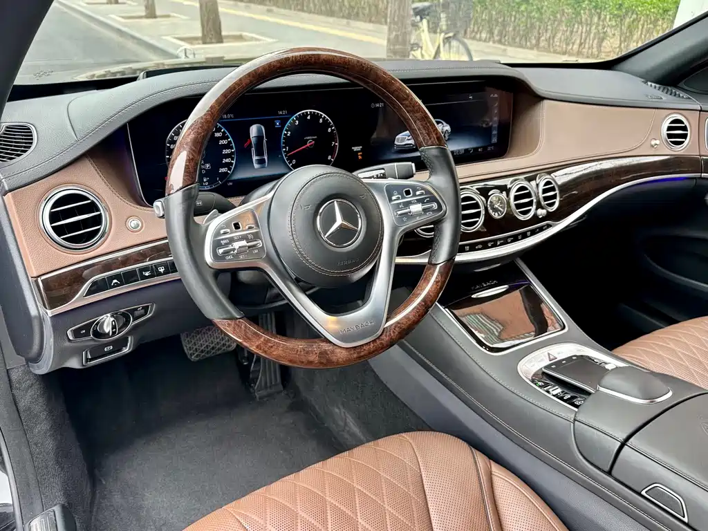 Mercedes-Benz Maybach S-Class 2019 — фото 11