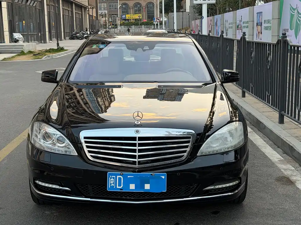 Mercedes-Benz S-Class 2010 — фото 2