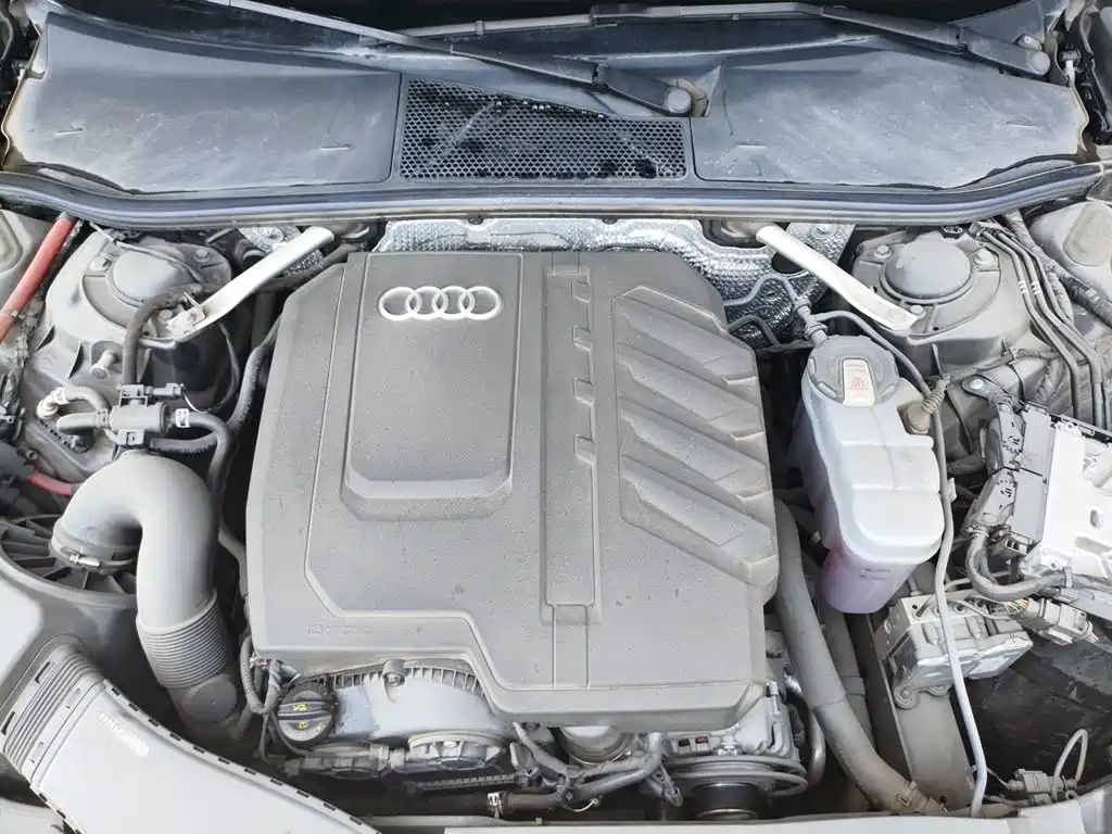 Audi A6L 2023 — фото 11