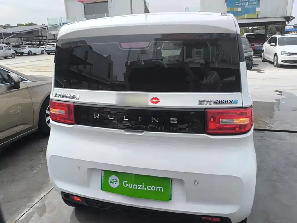Wuling MINIEV 2021
