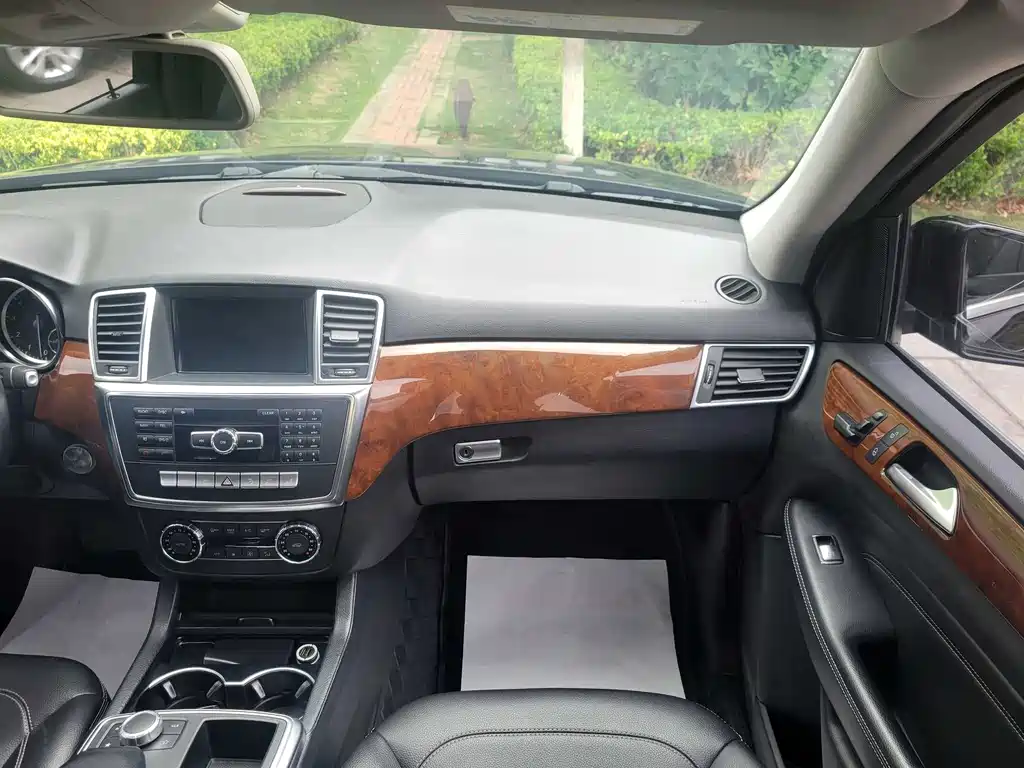 Mercedes-Benz M-Class 2014 — фото 14