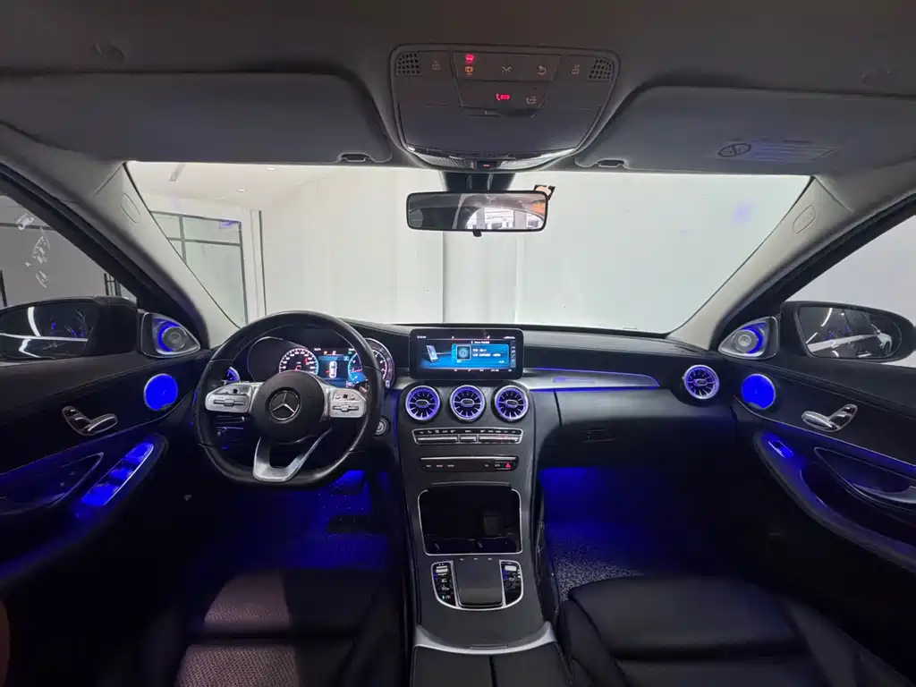 Mercedes-Benz C-Class 2021