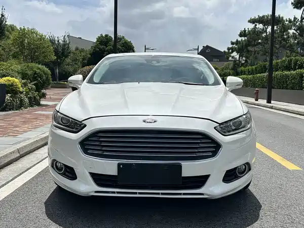 Ford Mondeo 2014