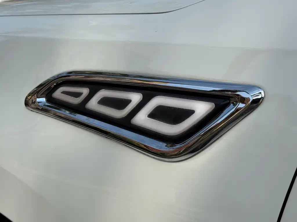 Nissan Patrol 2020 — фото 11