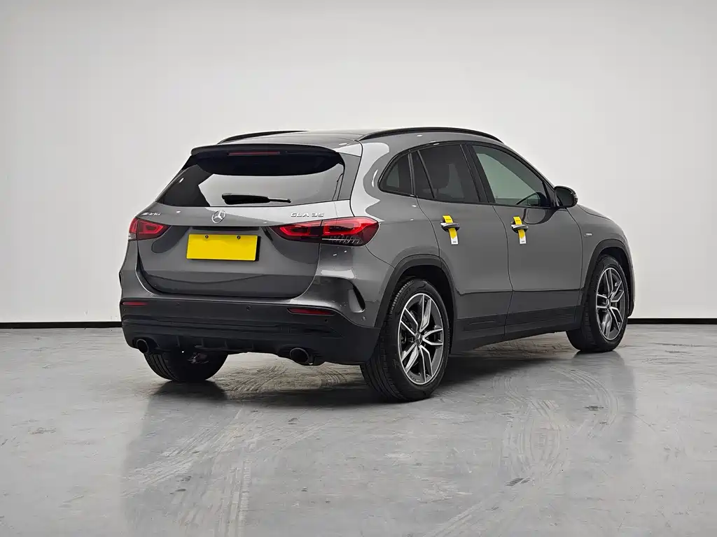 Mercedes-Benz GLA AMG 2021 — фото 6
