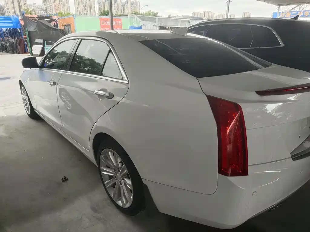 Cadillac ATS-L 2018 — фото 11