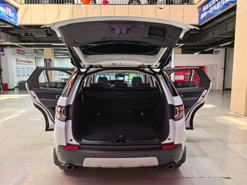 Land Rover Discovery Sport 2015 — фото 18