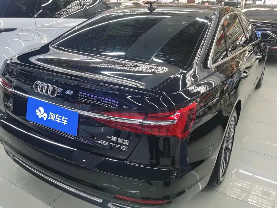 Audi A6L 2021