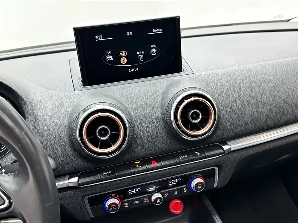 Audi A3 2015 — фото 16
