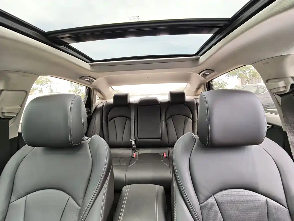 Buick LaCrosse 2018 — фото 6