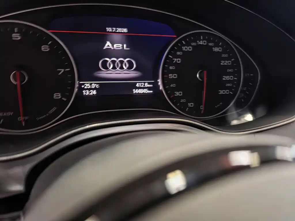 Audi A6L 2018 — фото 12