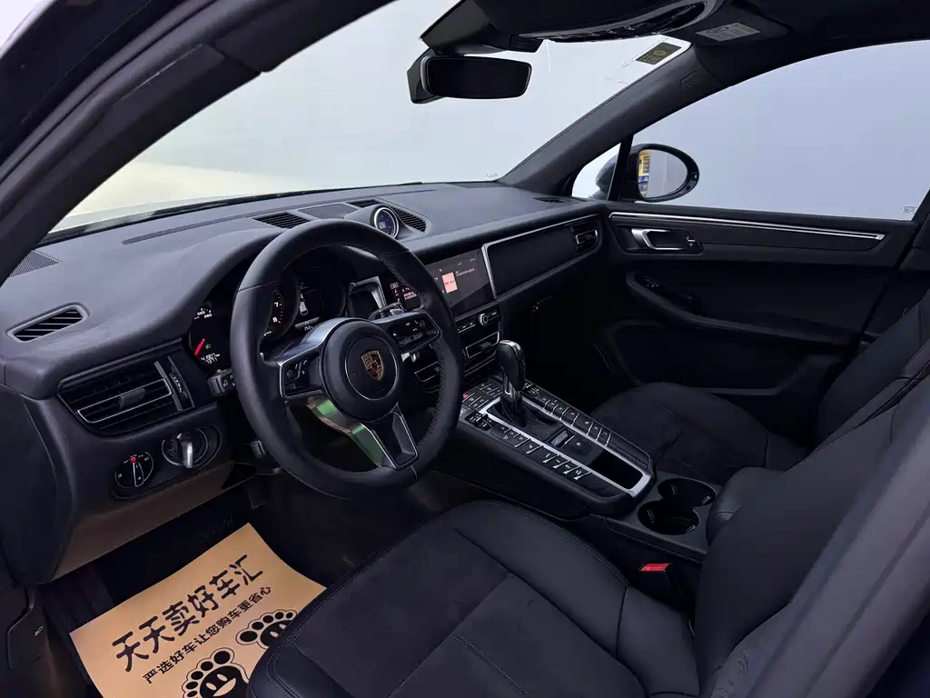 Porsche Macan 2019 — фото 5