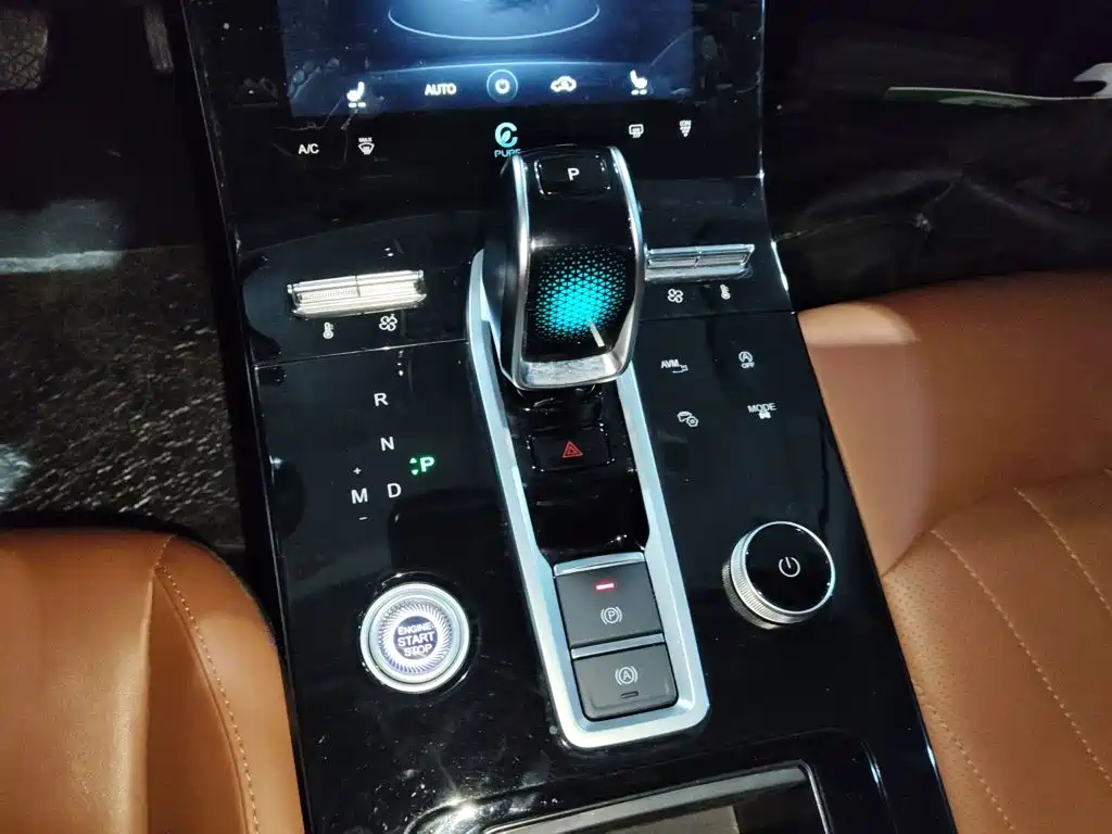 Chery Tiggo 8 PLUS 2022 — фото 10