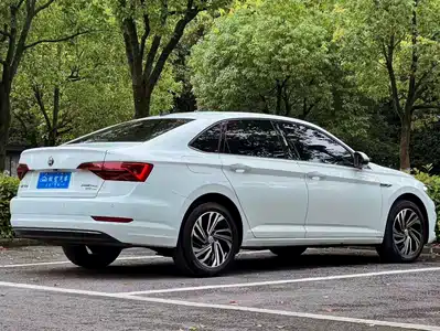 Volkswagen Sagitar 2022