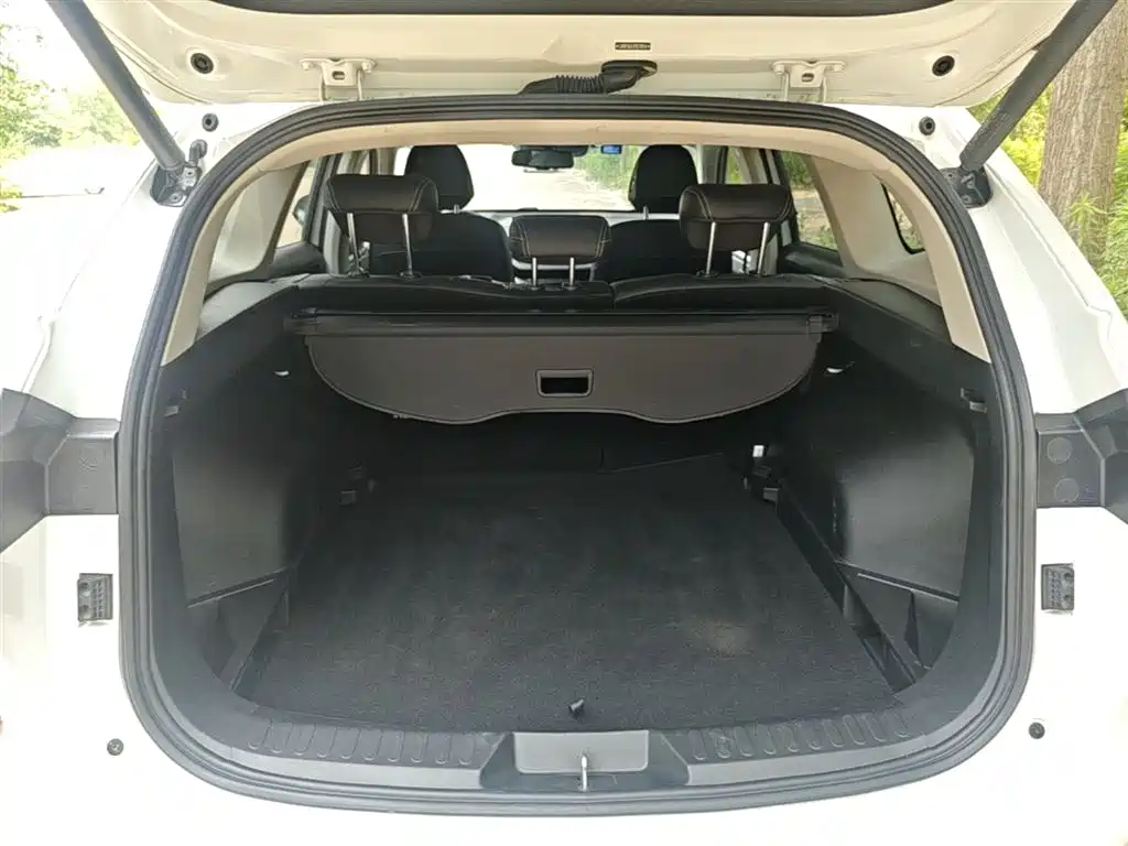 Haval H6 2023 — фото 19