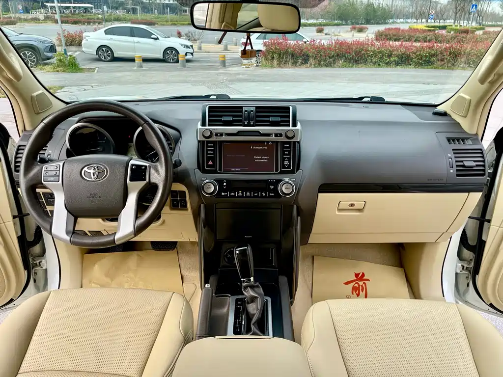 Toyota Prado 2014 — фото 19