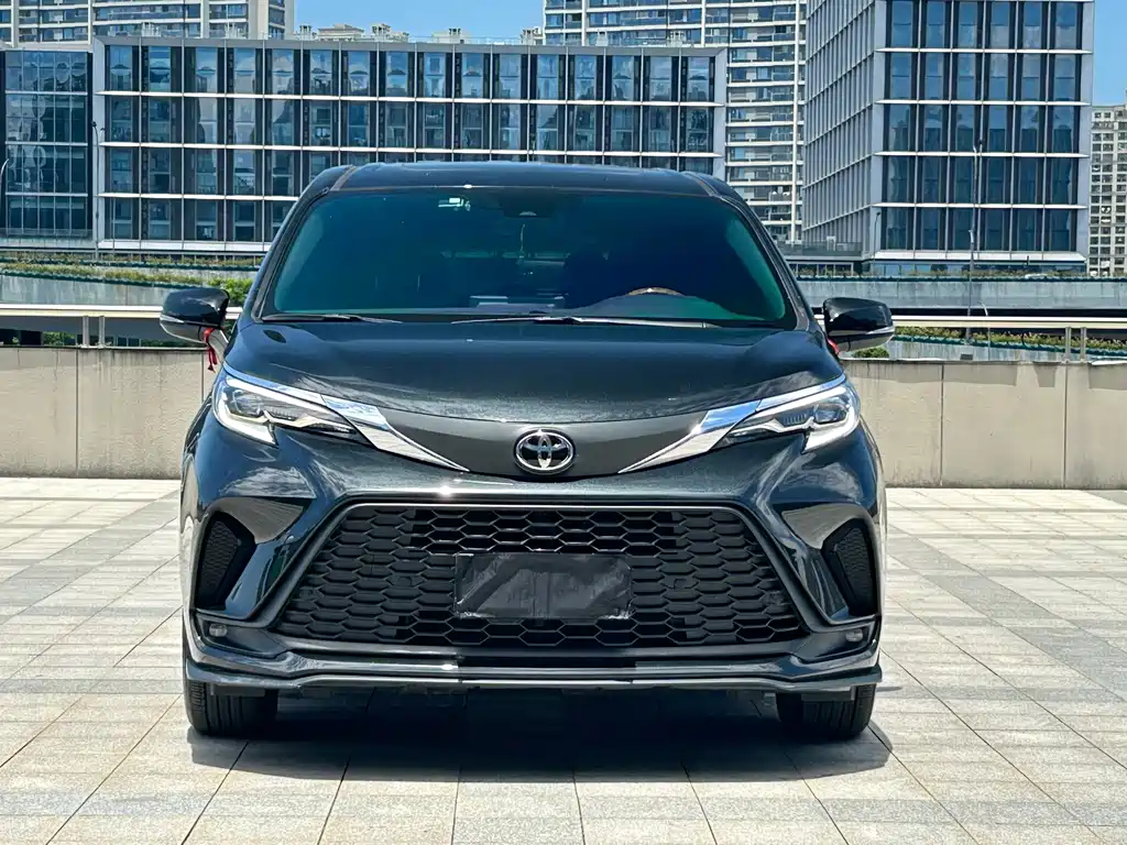 Toyota Granvia 2026