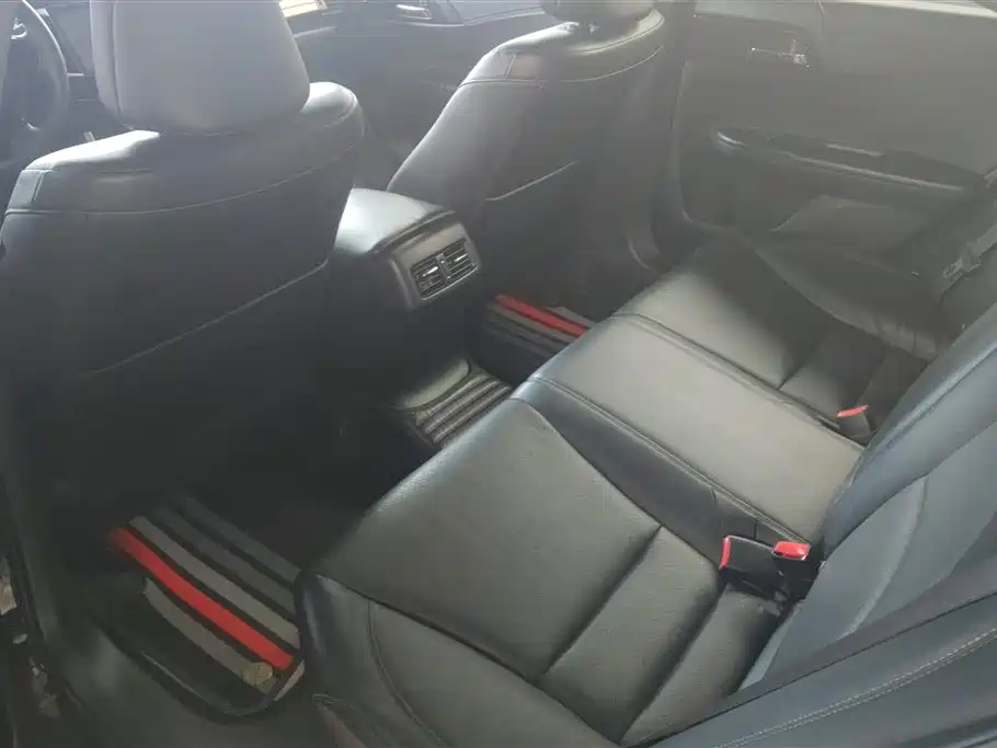 Honda Accord 2017 — фото 11